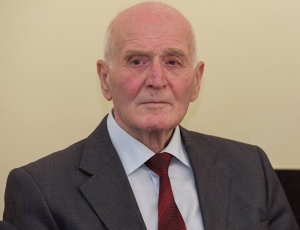 Аԥсны Аҳәынҭқарра Атәылахьчара аминистр Владимир Ануа Сократ Џьынџьал дидныҳәалеит