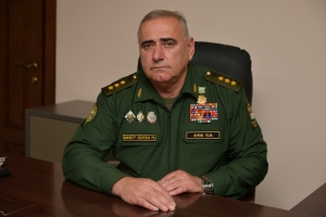 Министр обороны направил поздравительные адреса государственным и культурным деятелям Республики Абхазия