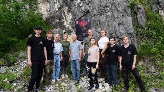 Военнослужащие Министерства обороны, принимают участие в акции памяти советским воинам, павшим в битве за Кавказ во время Великой Отечественной войны