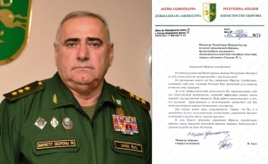 Министр обороны, генерал-полковник Владимир Ануа поздравил генерал-лейтенанта Ибрагима Гассеева с днем рождения