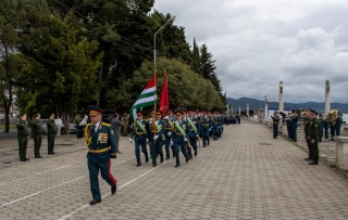 Генеральная репетиция военного парада, посвящённого 79-й годовщине Победы в Великой Отечественной войне 1941 – 1945 гг. прошла в Сухуме