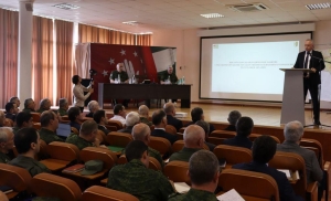 Главнокомандующий Вооруженными Силами Республики Абхазия, Президент Бадра Гунба прибыл в Министерство обороны Абхазии, где под его руководством прошло инструкторско-методическое занятие (ИМЗ) по вопросам подготовки и проведения оперативно-тактических