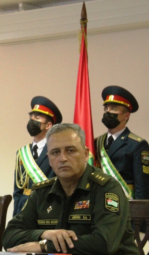 Атәылахьчара аминистр актәи ахаҭыԥуаҩ, аинрал-полковник Б. А. Ҵәыџьба