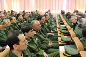 Министр обороны провел расширенное заседание с личным составом оборонного ведомства