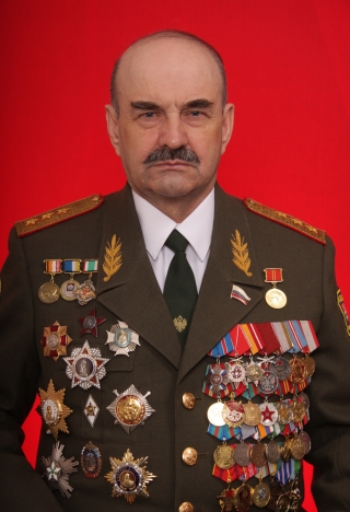 Генерал-полковнику Зайцеву А. И.